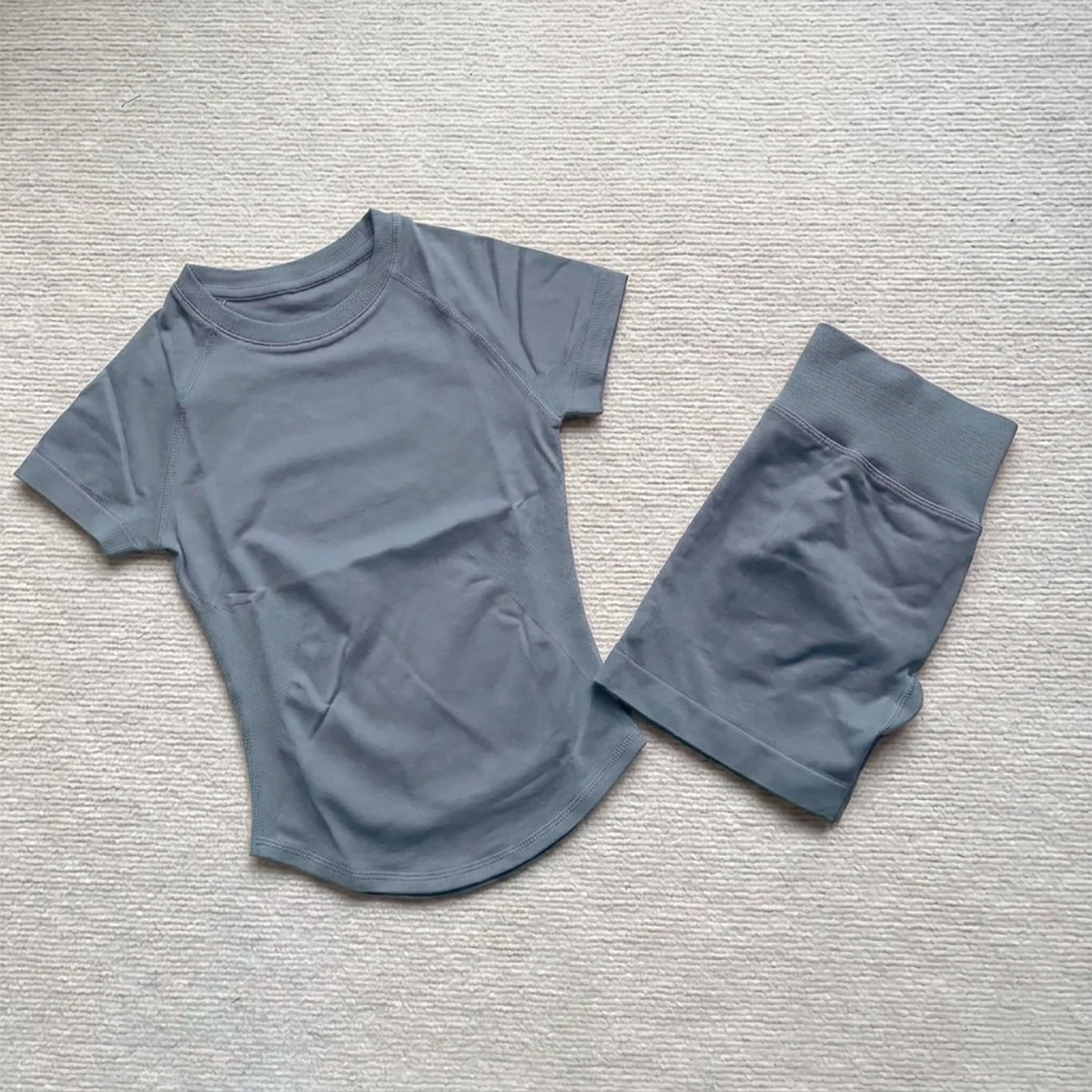 Gym Shirt Shorts 2-Piece Gym Set Women Seamless Raglan Sleeve Top And 4.5" Ribbed Waistband Shorts Fitness 2pcs Workout Set
