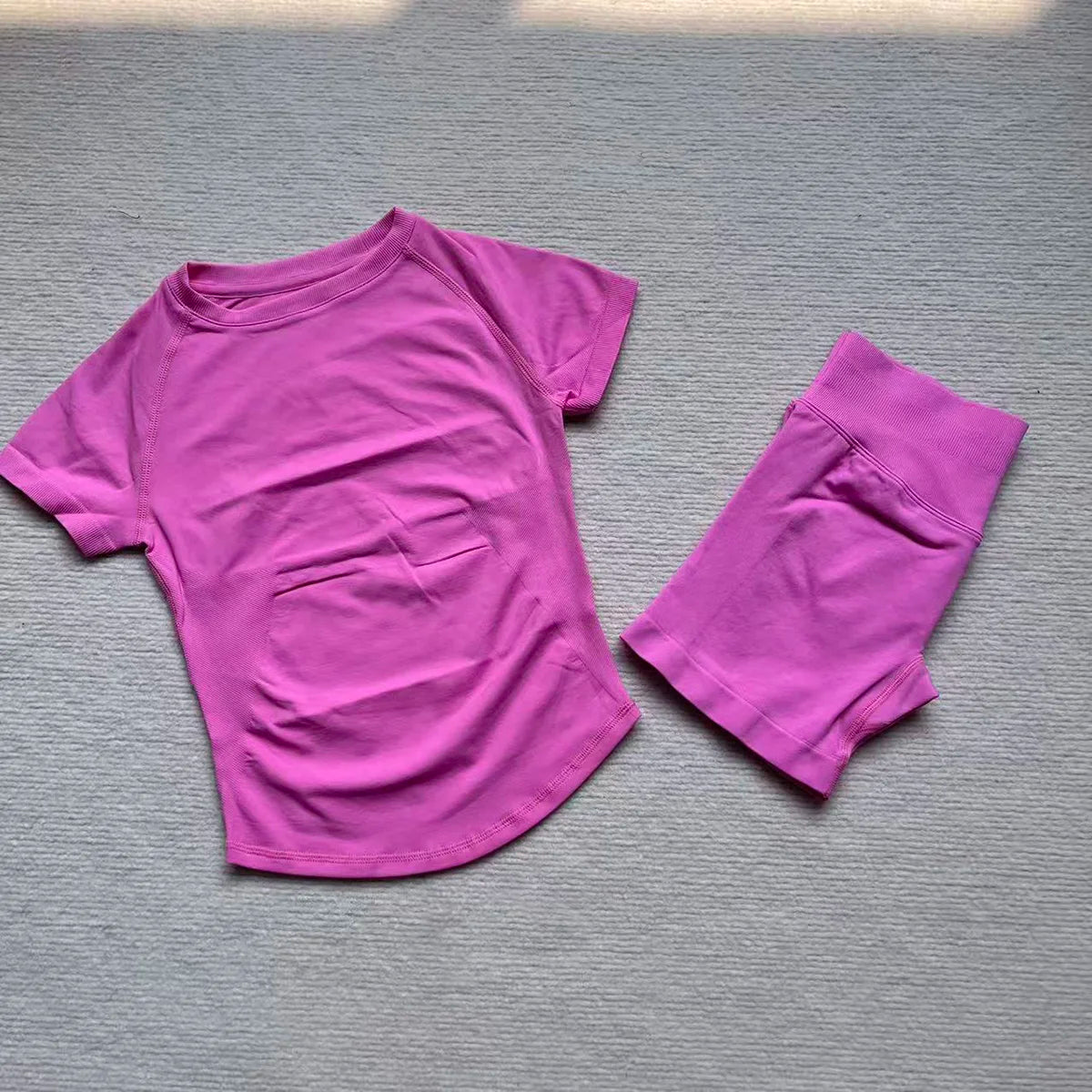 Gym Shirt Shorts 2-Piece Gym Set Women Seamless Raglan Sleeve Top And 4.5" Ribbed Waistband Shorts Fitness 2pcs Workout Set