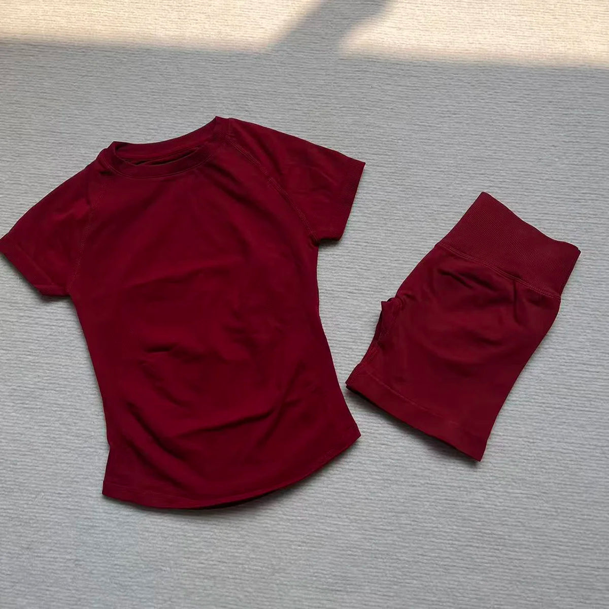 Gym Shirt Shorts 2-Piece Gym Set Women Seamless Raglan Sleeve Top And 4.5" Ribbed Waistband Shorts Fitness 2pcs Workout Set