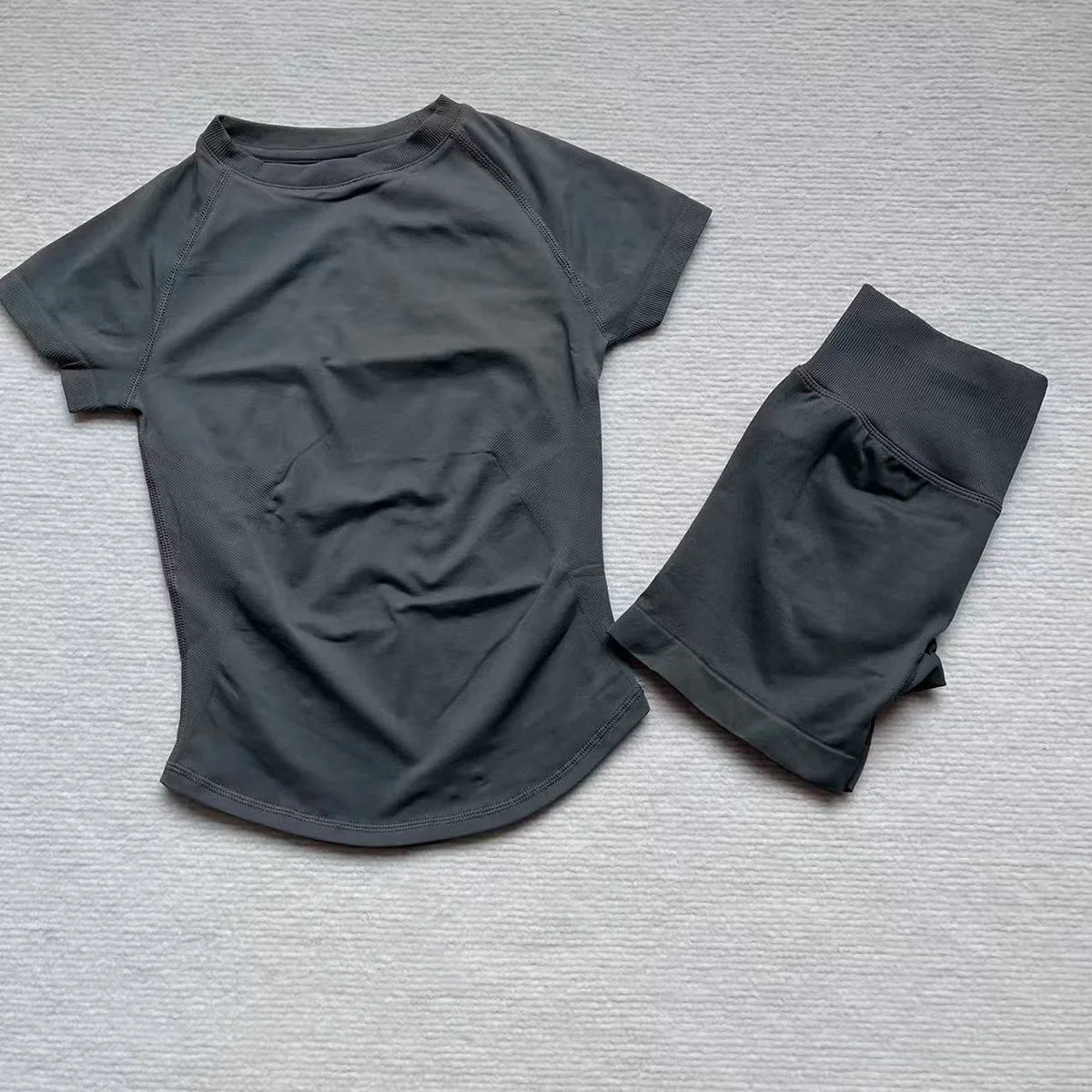 Gym Shirt Shorts 2-Piece Gym Set Women Seamless Raglan Sleeve Top And 4.5" Ribbed Waistband Shorts Fitness 2pcs Workout Set