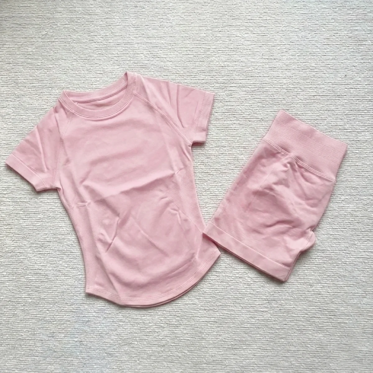 Gym Shirt Shorts 2-Piece Gym Set Women Seamless Raglan Sleeve Top And 4.5" Ribbed Waistband Shorts Fitness 2pcs Workout Set